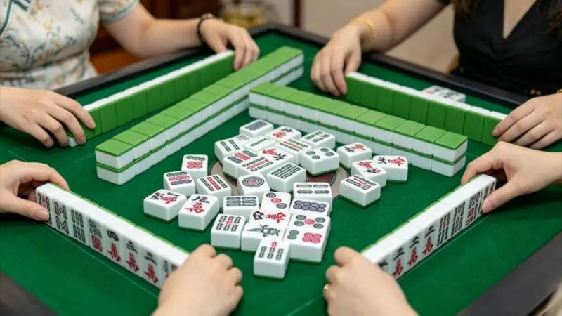 棋牌平台社交化功能迭代情报速递:好友约局与观战体系观察